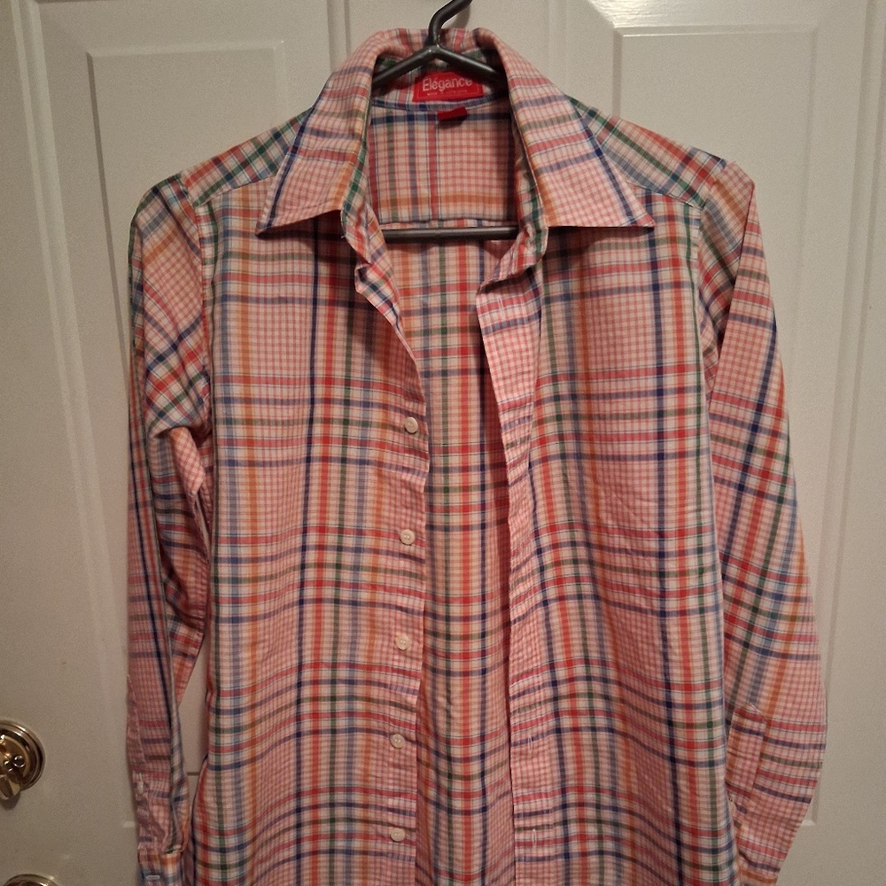 Woman's Vintage Elegance Red plaid Blouse, Size 9